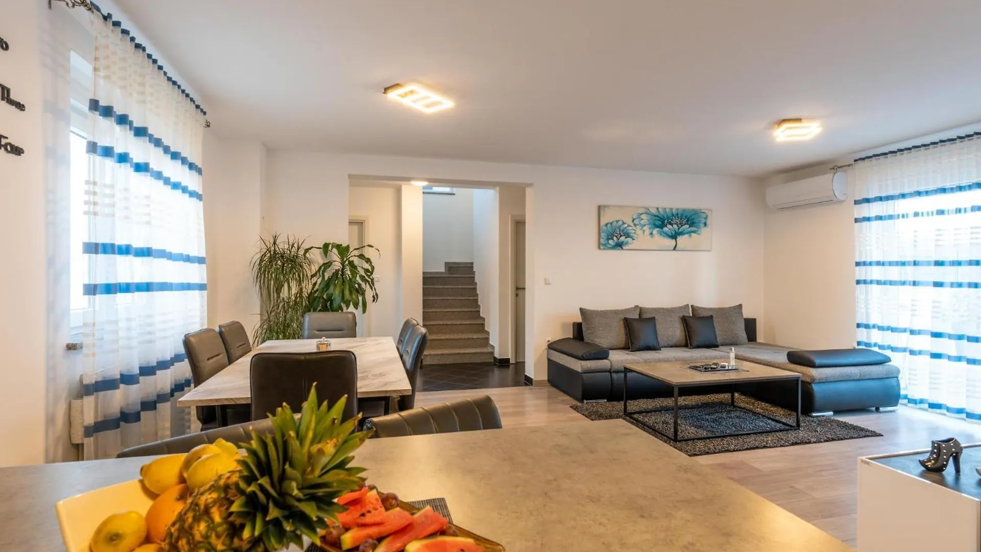 House Adeo With Private Pool, Pula Villa